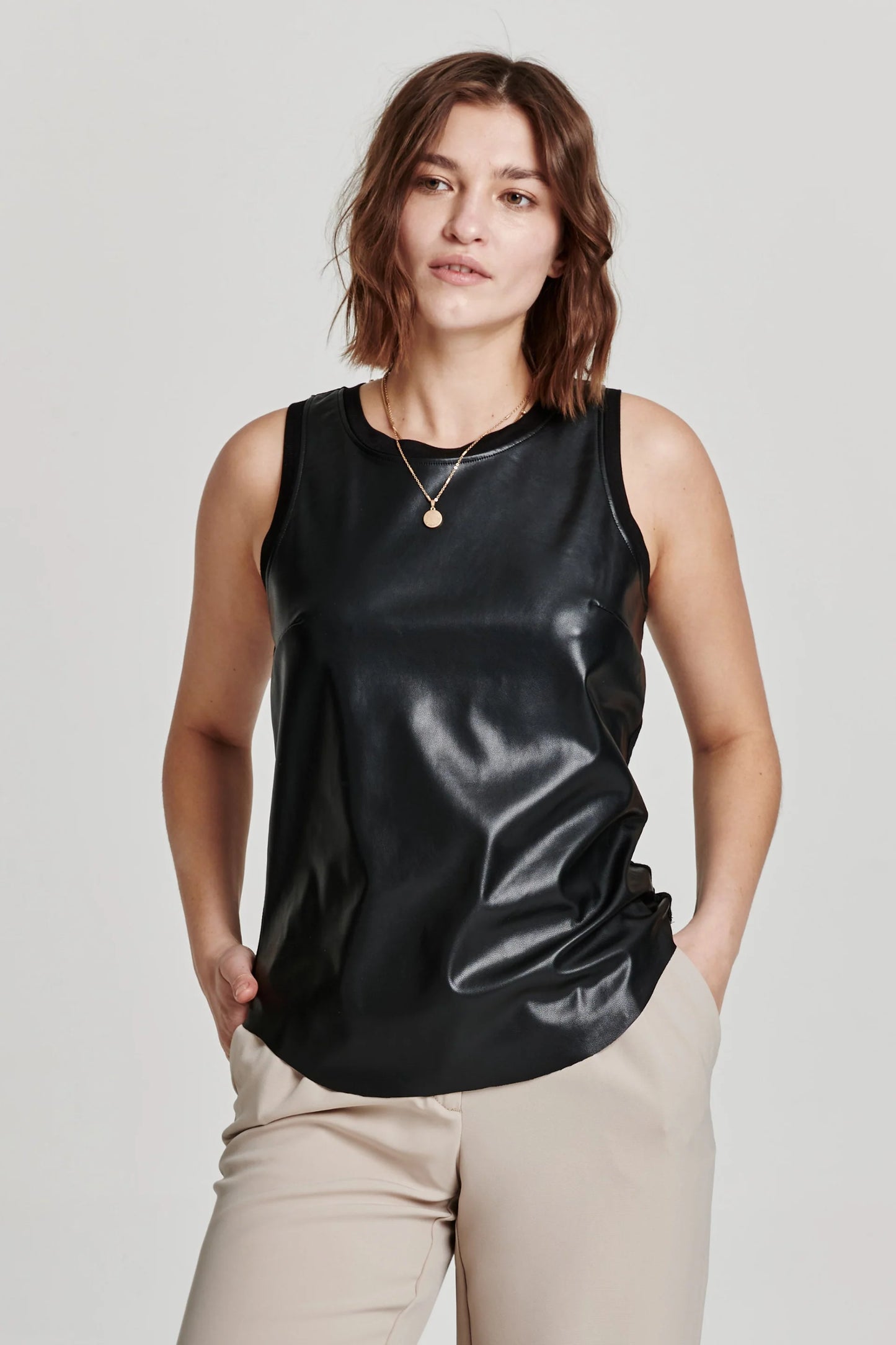 Carmela Tank