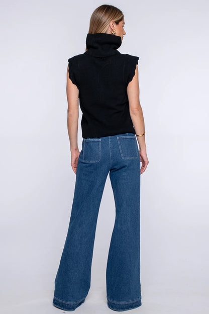 Heather Convertible Sweather in Black