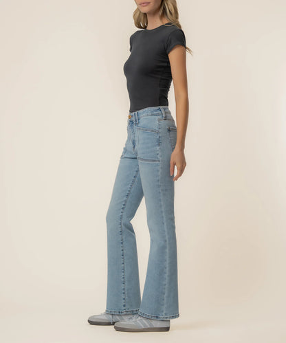 Kelsey High Rise Ankle Flare in Cure Wash