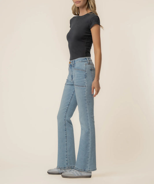 Kelsey High Rise Ankle Flare in Cure Wash
