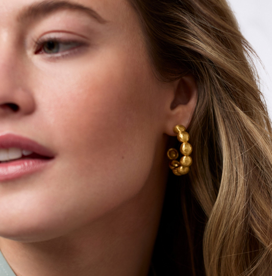 v Earring